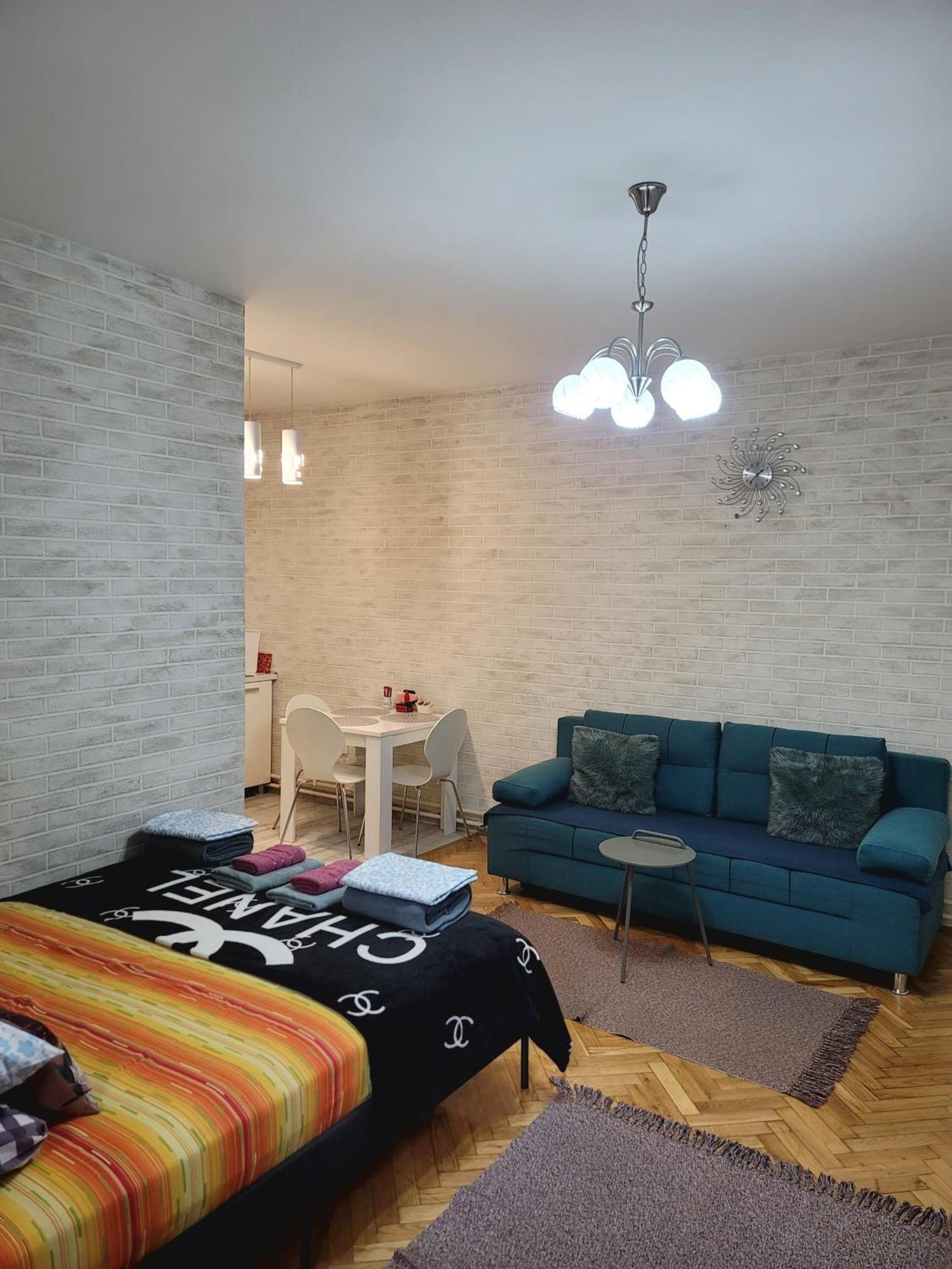 Apartman "Garden" ノヴィ・サド エクステリア 写真