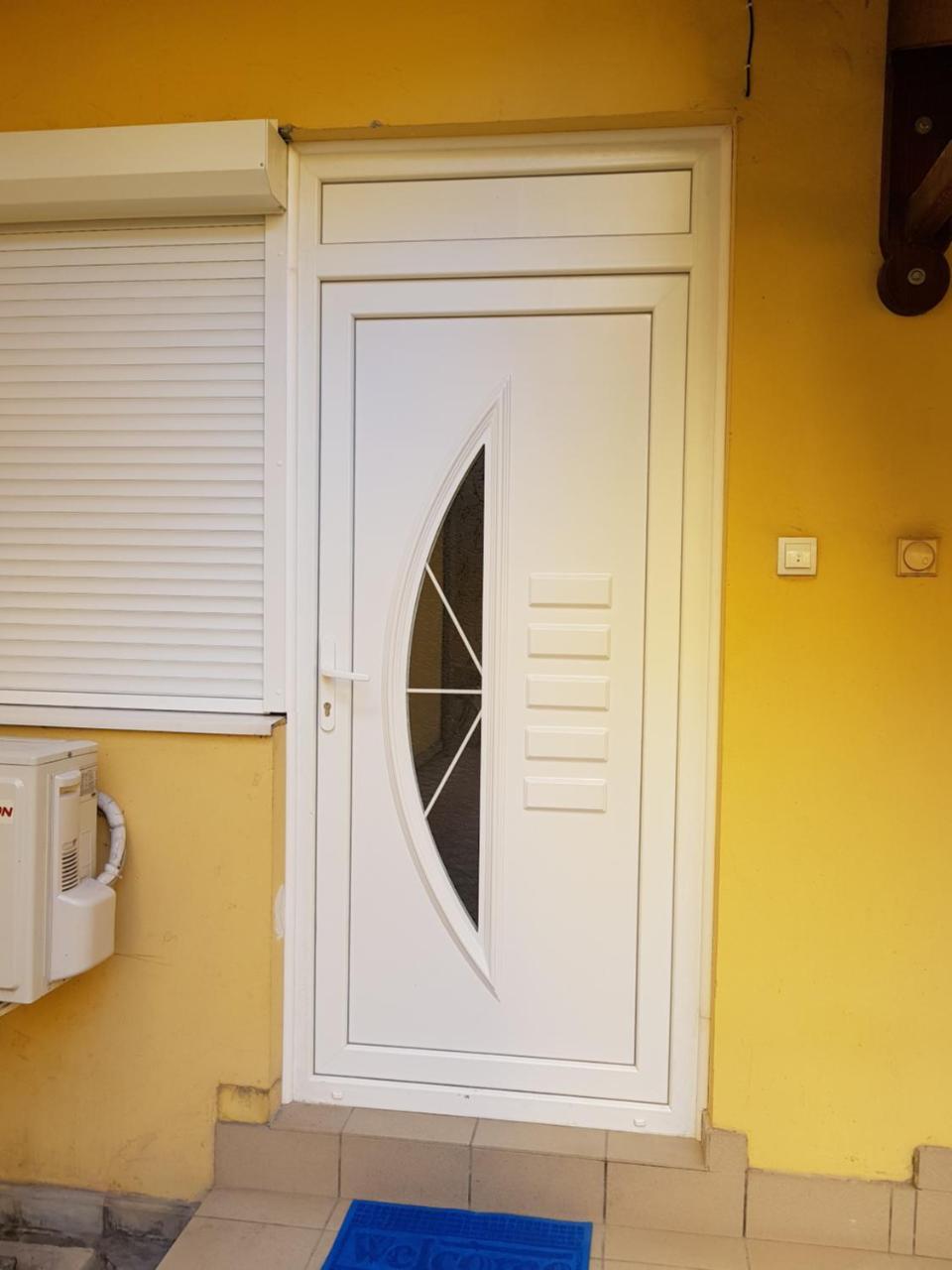 Apartman "Garden" ノヴィ・サド エクステリア 写真